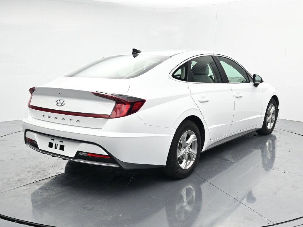 Used 2022 Hyundai Sonata SE w/ Cargo Package FWD image 7