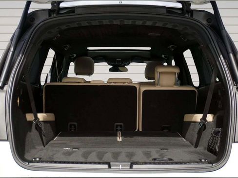 Used 2018 Mercedes-Benz GLS 450 4MATIC image 12