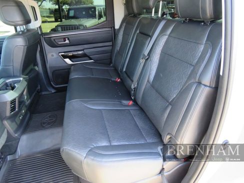 Used 2022 Toyota Tundra Limited image 17