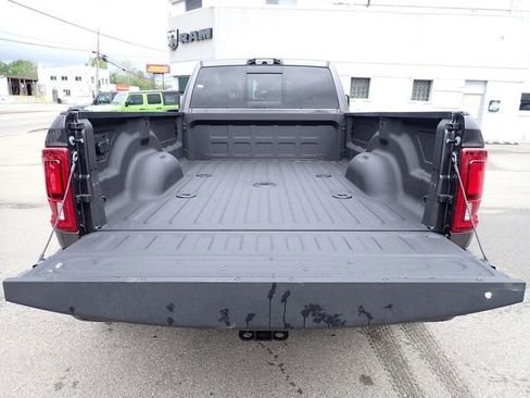 New 2026 RAM 3500 Laramie AWD/4WD image 5