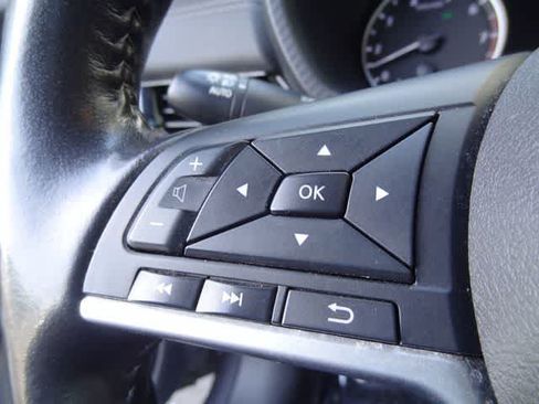 Used 2022 Nissan Sentra SV w/ All-Weather Package FWD image 17
