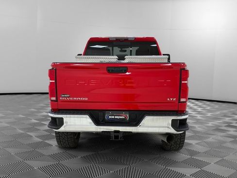 Used 2024 Chevrolet Silverado 2500 LTZ w/ LTZ Convenience Package AWD/4WD image 4