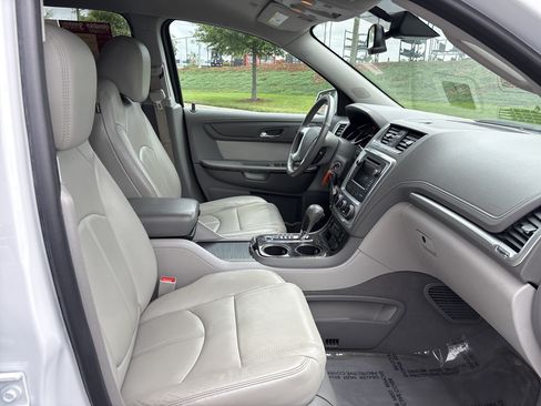 Used 2017 GMC Acadia Limited SLT FWD image 23