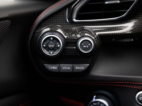 Used 2019 Ferrari 488 GTB RWD image 28