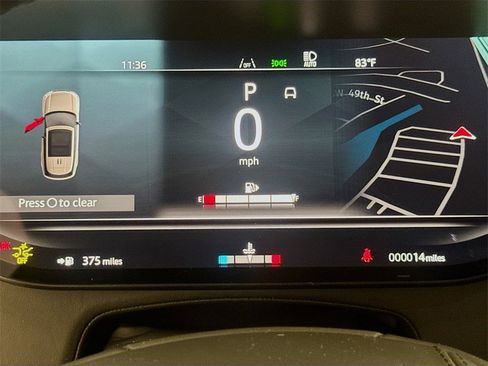 New 2025 Land Rover Range Rover Long Wheelbase SE image 12