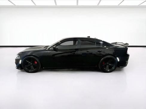 Used 2019 Dodge Charger R/T w/ Plus Group RWD image 23