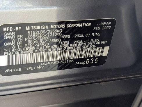 Used 2023 Mitsubishi Outlander SE image 18