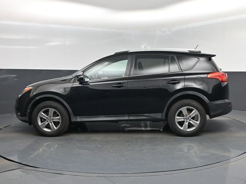 Used 2015 Toyota RAV4 XLE image 10