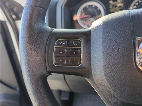 Used 2016 RAM 1500 Classic SLT RWD image 15