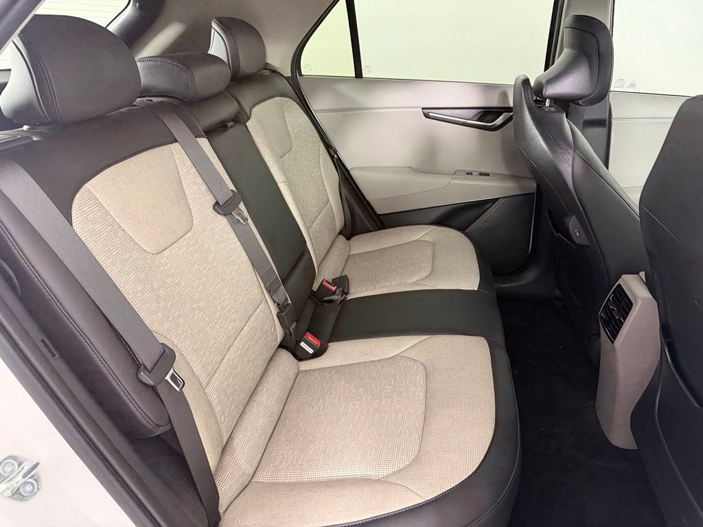 Used 2023 Kia Niro Wave FWD image 15
