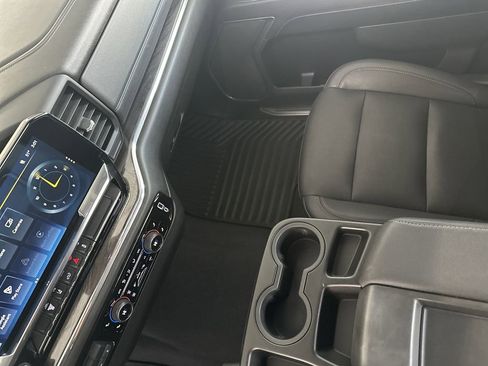 Certified 2024 Chevrolet Silverado 2500 LTZ image 26