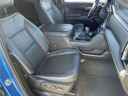 Used 2023 GMC Sierra 1500 AT4X image 28