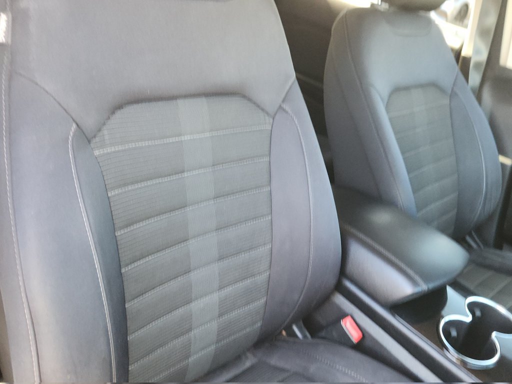 Used 2016 Ford Edge SEL AWD/4WD image 16
