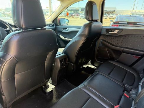 Used 2020 Ford Escape SEL image 6