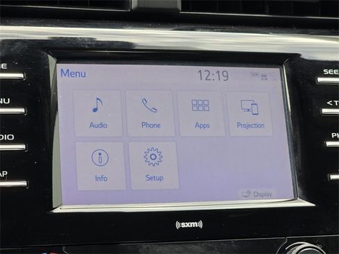 Used 2020 Toyota Camry SE image 13