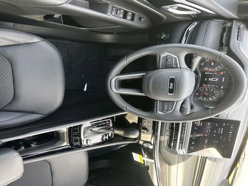 New 2026 Jeep Compass Latitude image 24