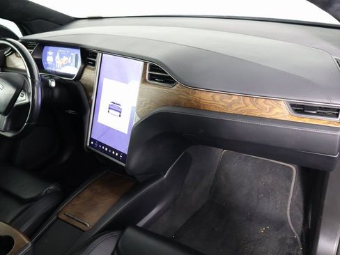 Used 2021 Tesla Model X Long Range image 9