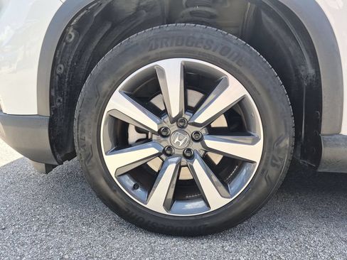 Used 2024 Honda Pilot Elite image 29