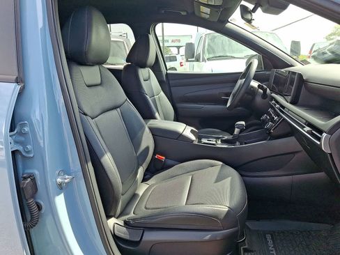 Used 2025 Hyundai Santa Cruz SEL image 32