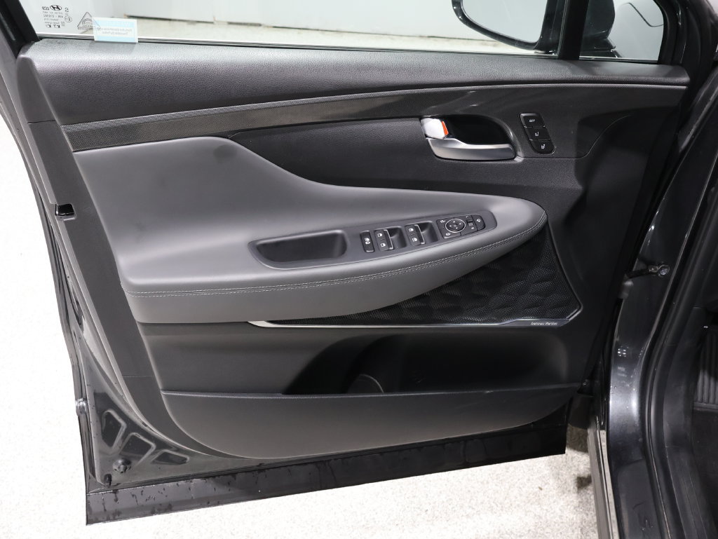 Used 2023 Hyundai Santa Fe Limited AWD/4WD image 12