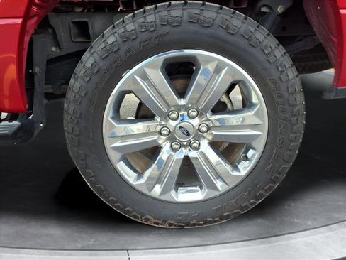 Used 2020 Ford F150 XLT w/ Equipment Group 302A Luxury image 19