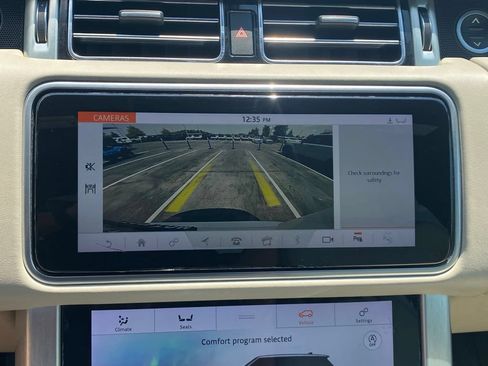 Used 2018 Land Rover Range Rover HSE AWD/4WD image 17