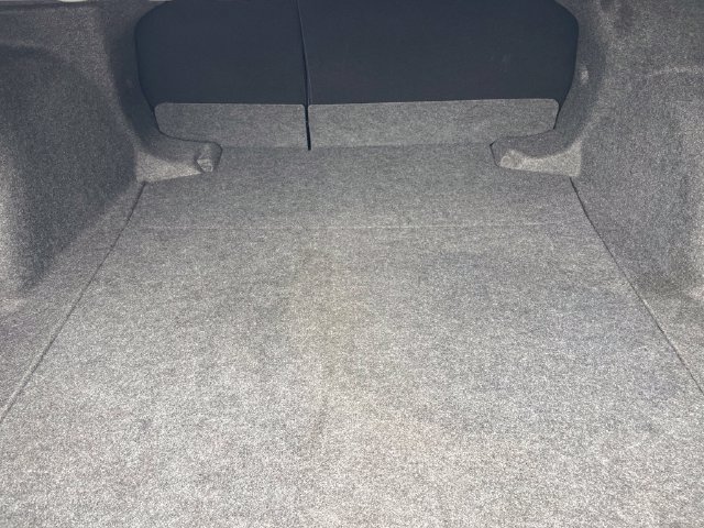 Used 2025 Toyota Corolla LE FWD image 31