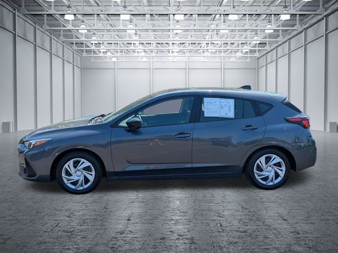 Used 2024 Subaru Impreza 2.0i AWD/4WD image 2