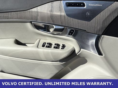 Certified 2023 Volvo XC90 B6 Ultimate w/ Lounge Package image 25