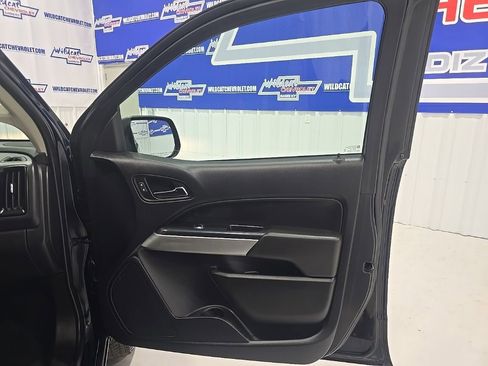 Used 2021 Chevrolet Colorado LT w/ LT Convenience Package image 23