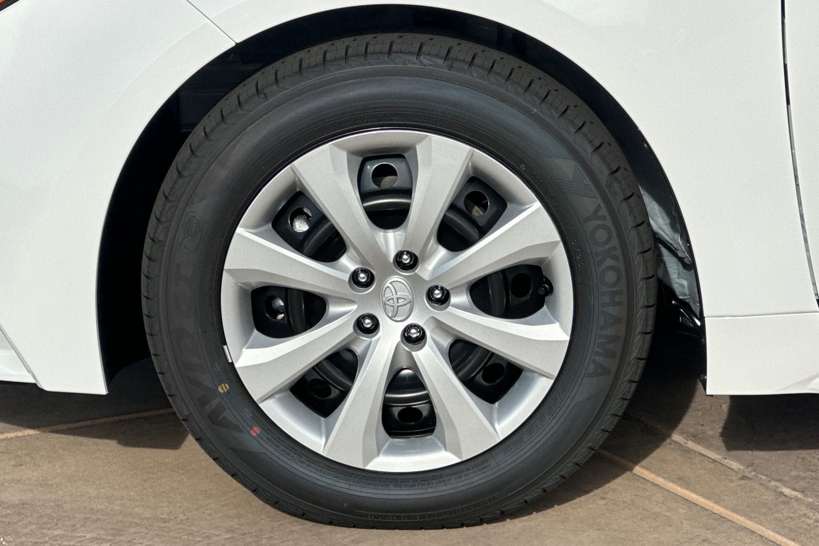 New 2027 Toyota Corolla LE FWD image 28