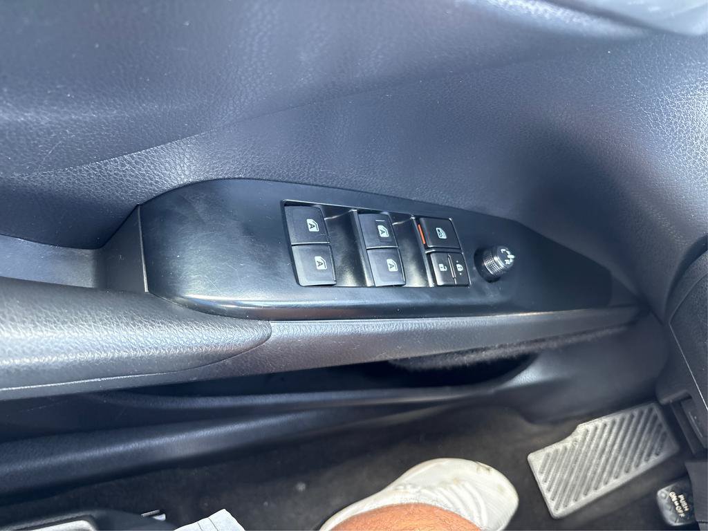 Used 2019 Toyota Camry LE FWD image 17