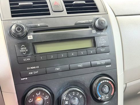 Used 2009 Toyota Corolla XLE FWD image 46