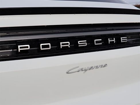 New 2026 Porsche Cayenne Coupe image 6