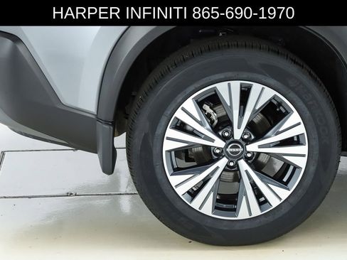 Used 2023 Nissan Rogue SV image 50