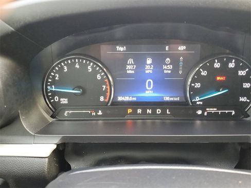 Used 2023 Ford Explorer XLT w/ Equipment Group 202A image 14