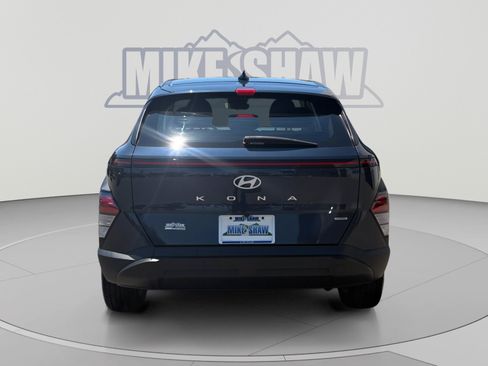 Used 2024 Hyundai Kona SE AWD/4WD image 4