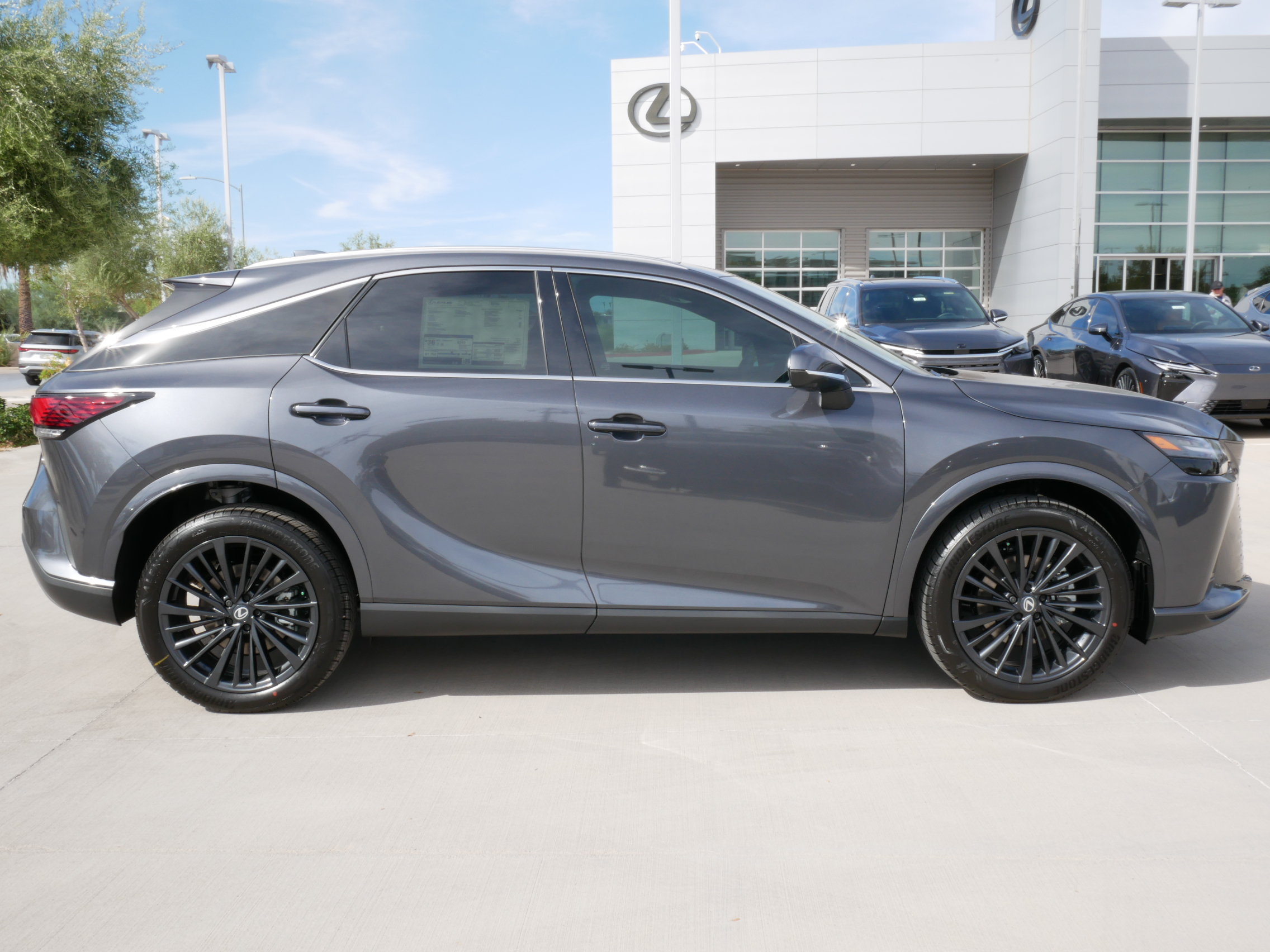 New 2026 Lexus RX 350h w/ Convenience Package AWD/4WD image 9