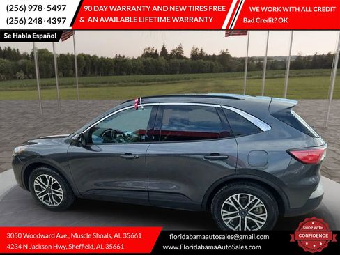 Used 2020 Ford Escape SEL image 3