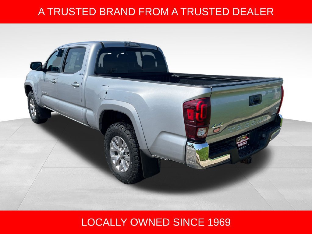 Used 2018 Toyota Tacoma SR5 w/ Four Season Floor Mat Package AWD/4WD image 3