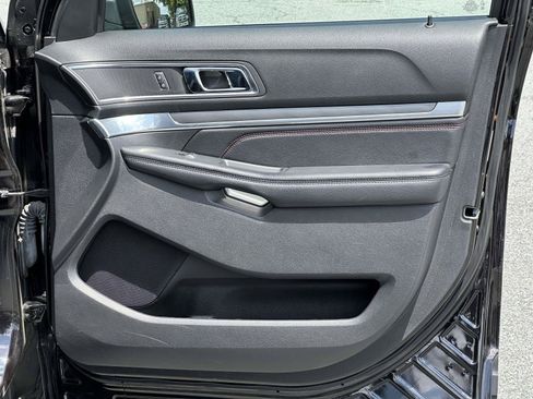 Certified 2019 Ford Explorer Sport w/ Ford Safe & Smart Package AWD/4WD image 8