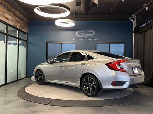 Used 2021 Honda Civic Sport image 5