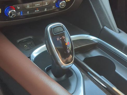 Used 2021 Buick Enclave Avenir w/ Avenir Technology Package image 27