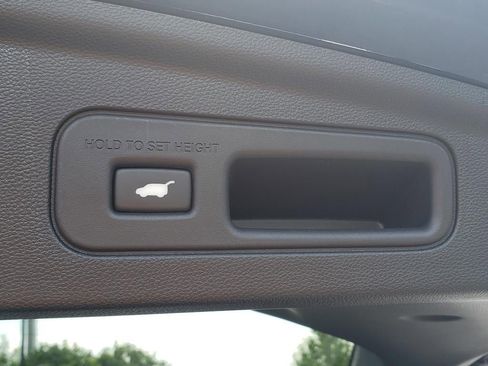 Certified 2026 Acura MDX SH-AWD w/ Technology Package image 8