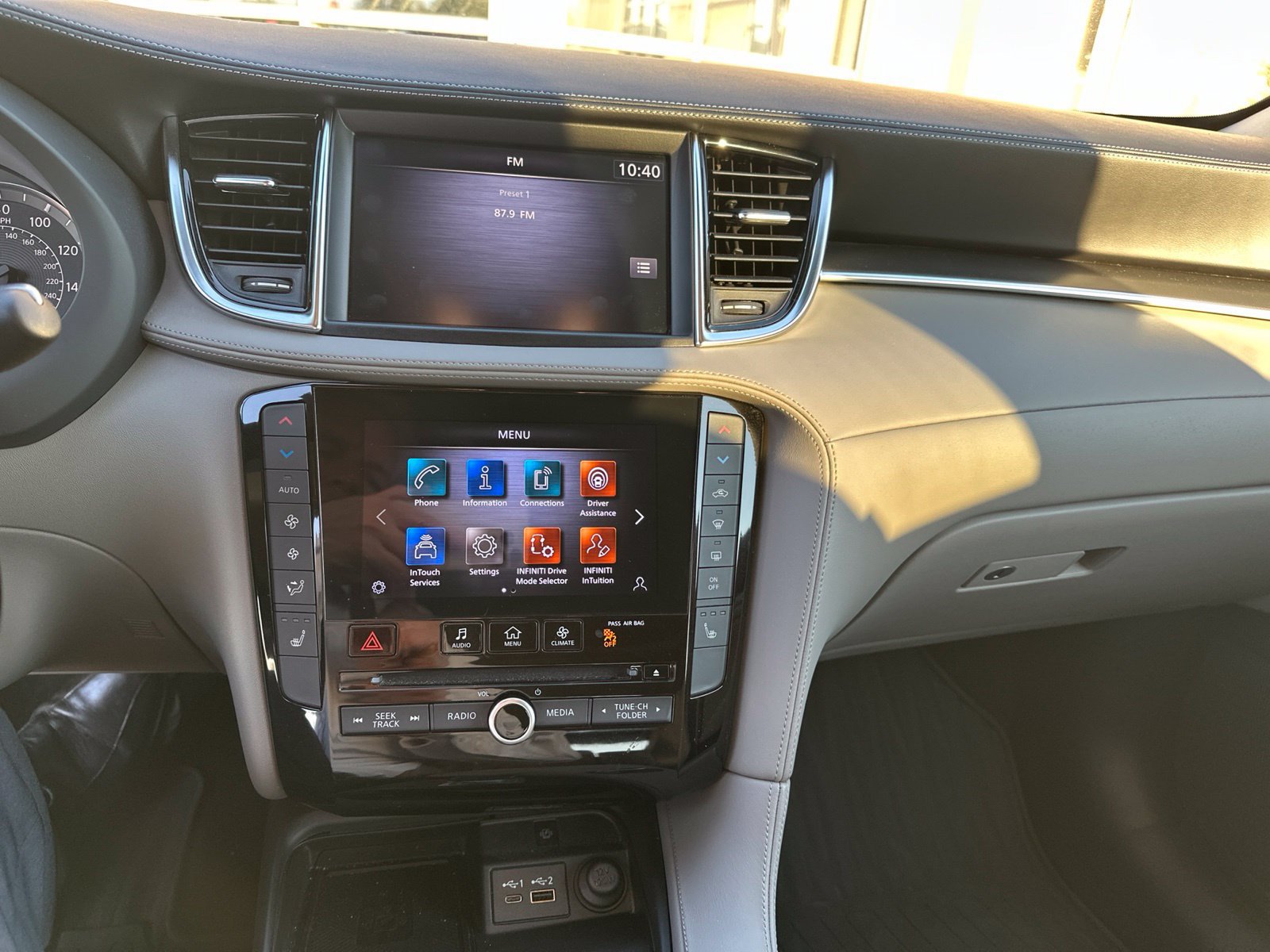 Certified 2023 INFINITI QX50 Luxe w/ Cargo Package AWD/4WD image 13