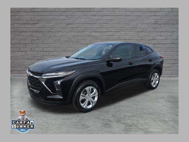 Used 2025 Chevrolet Trax LS FWD 360° Tour