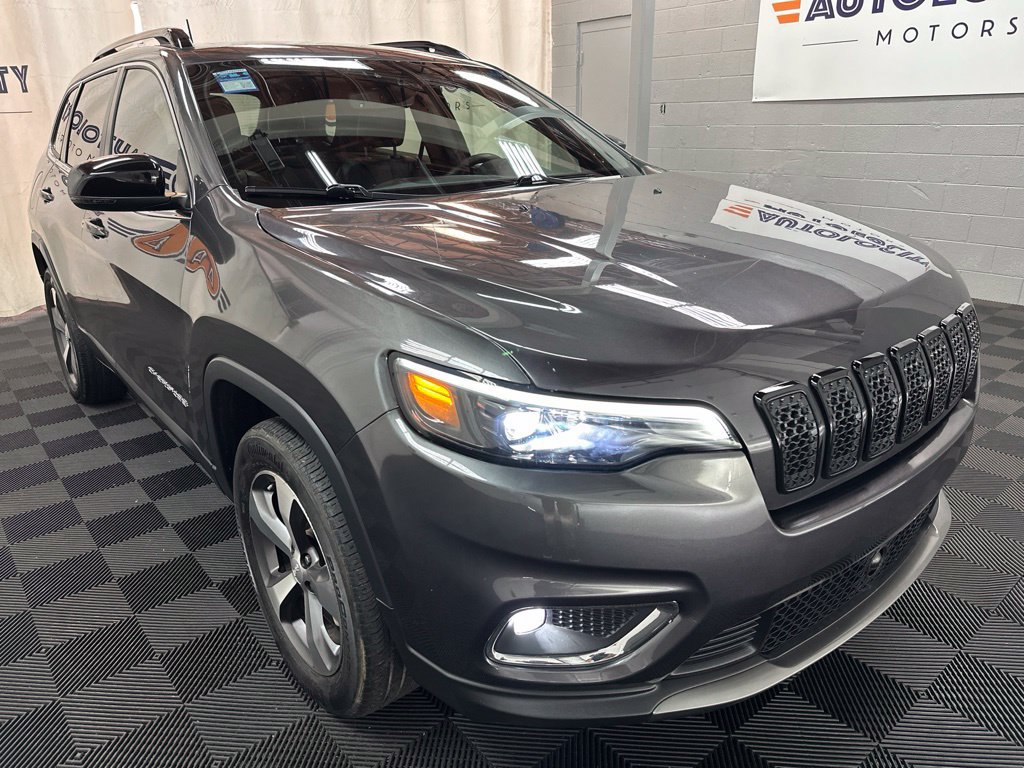 Used 2022 Jeep Cherokee Limited AWD/4WD image 2