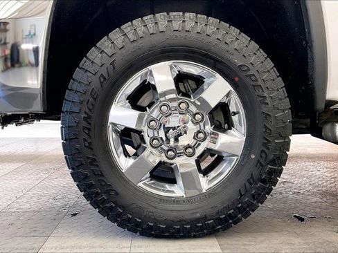 Used 2018 GMC Sierra 2500 SLT w/ Duramax Plus Package image 8