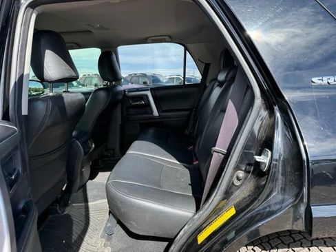 Used 2014 Toyota 4Runner SR5 AWD/4WD image 16