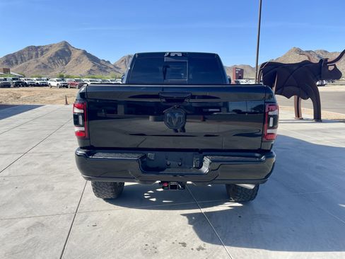 Used 2022 RAM 2500 Limited image 4